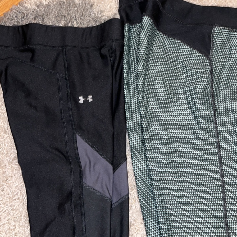 Excellent Condition Bundle Under Armor Leggings S… - image 3